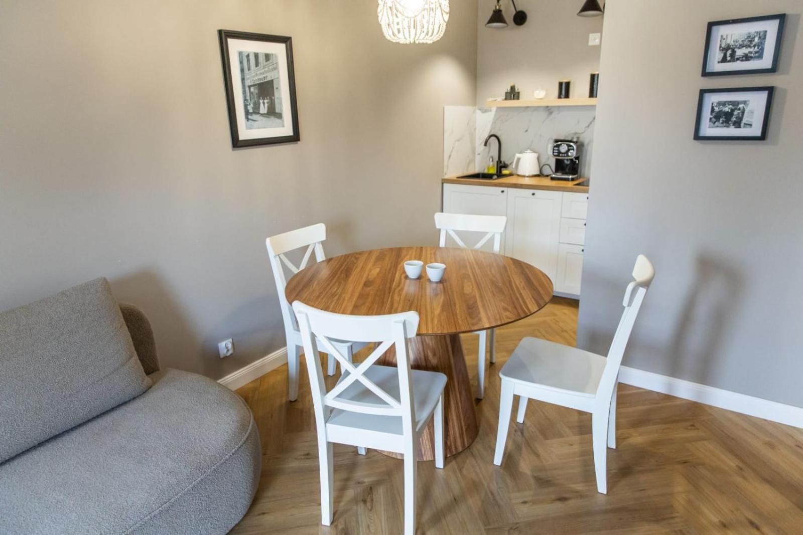 Solar I Stare 10min I Priv Parking Free I Winda I Balkon Torun
