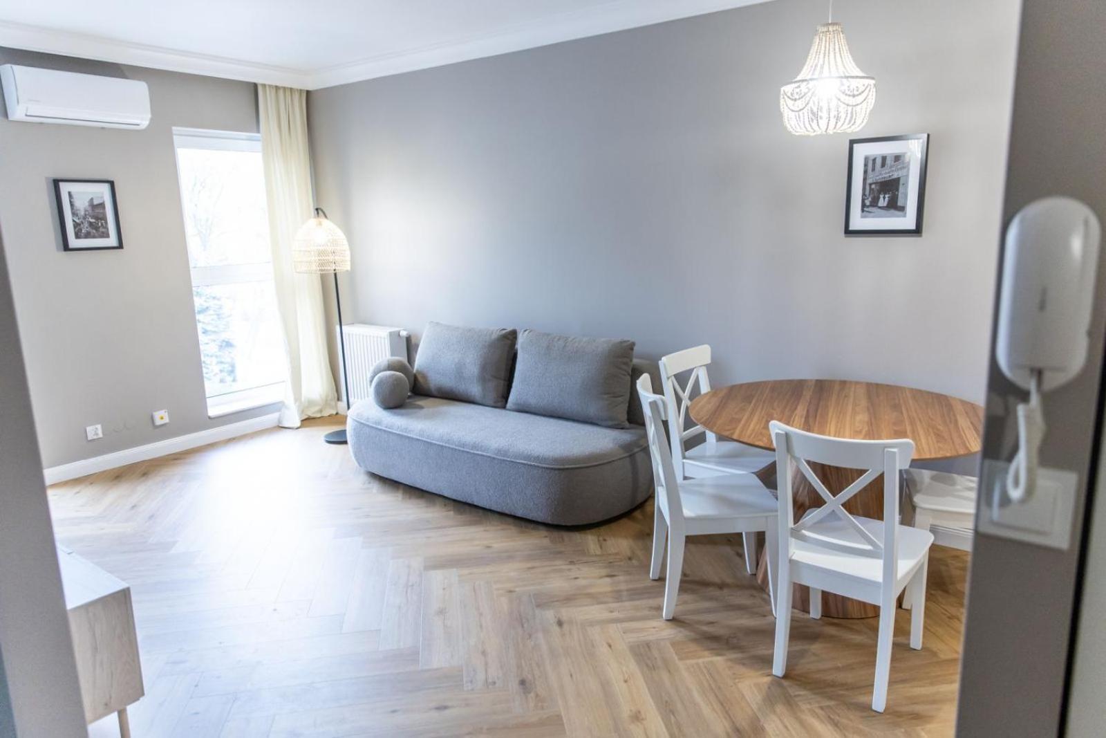 Apartment Solar I Stare 10min I Priv Parking Free I Winda I Balkon Torun